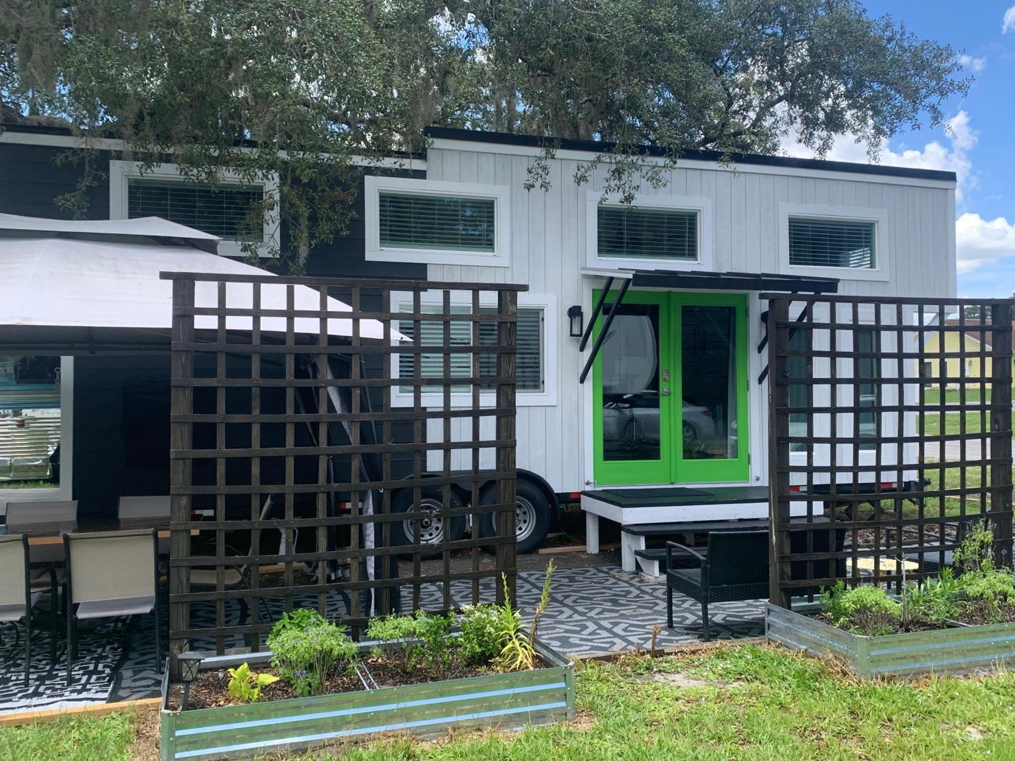 Pet Friendly, Modern Tiny House In Vibrant Clermont Βίλα Εξωτερικό φωτογραφία