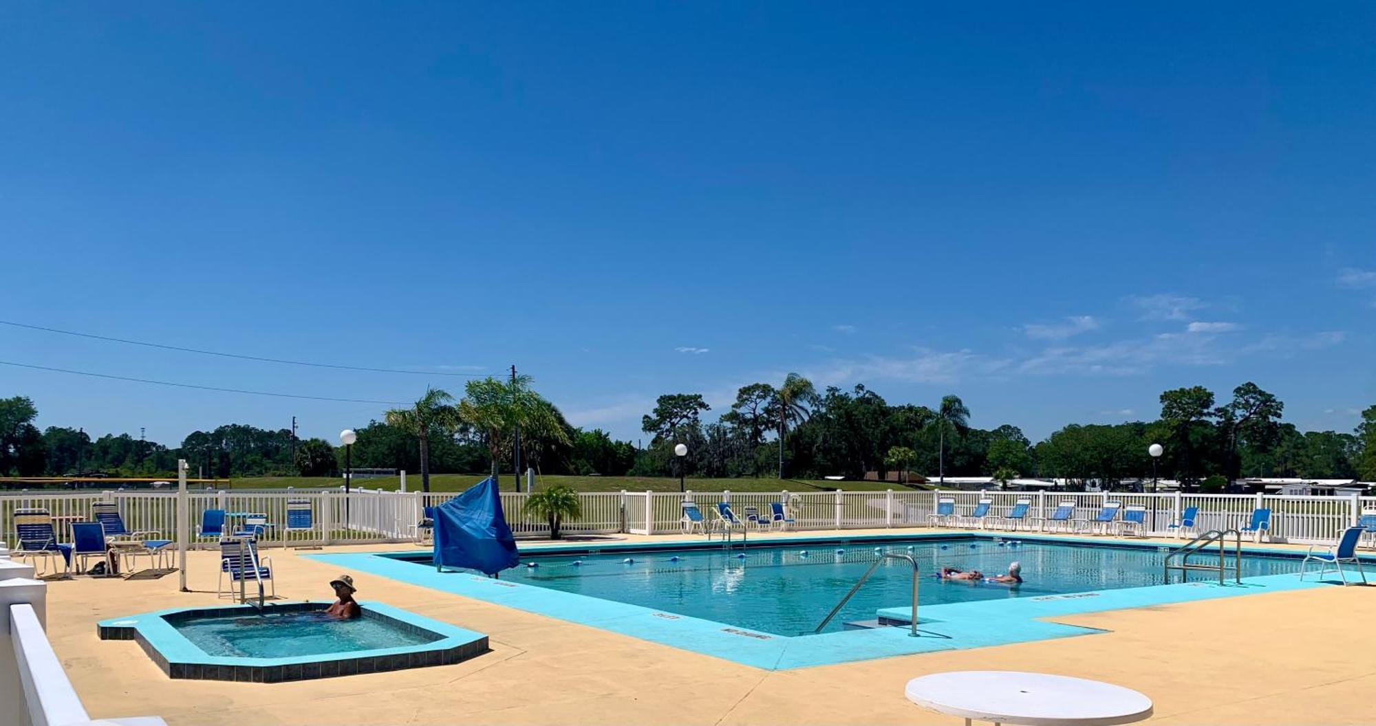 Pet Friendly, Modern Tiny House In Vibrant Clermont Βίλα Εξωτερικό φωτογραφία